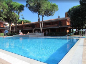 Residence apt with swimming pool - Air conditioning - Parking